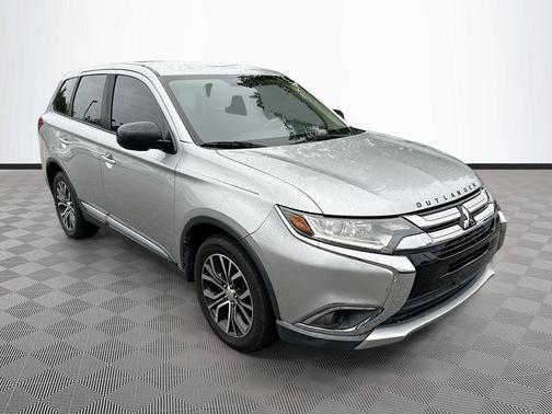2018 Mitsubishi Outlander ES