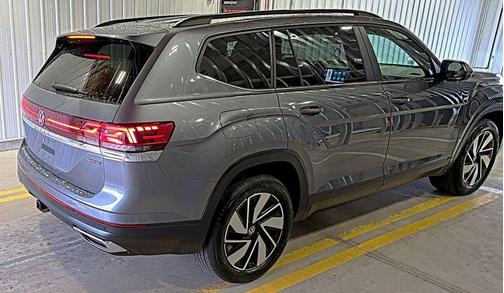 Gray 2025 Volkswagen Atlas 2.0T SE w/Technology 4MOTION