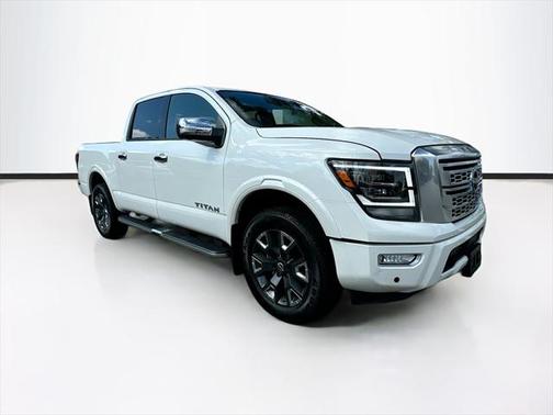 2024 Nissan Titan Platinum Reserve