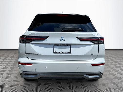2025 Mitsubishi Outlander SE 2.5 2WD