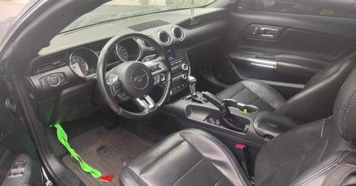 2016 Ford Mustang V6