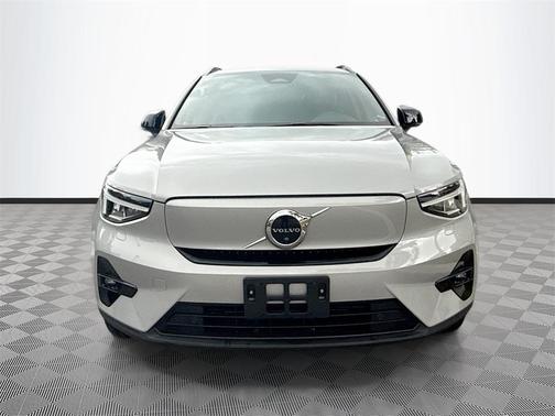 2023 Volvo XC40 Recharge Pure Electric Twin Plus