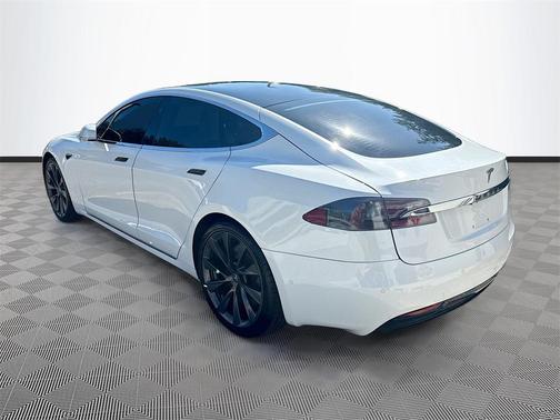 2021 Tesla Model S Long Range