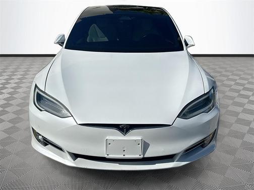 2021 Tesla Model S Long Range