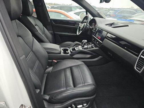 2019 Porsche Cayenne S