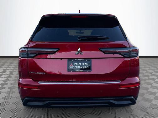 Red Diamond 2026 Mitsubishi Outlander ES 1.5T 2WD