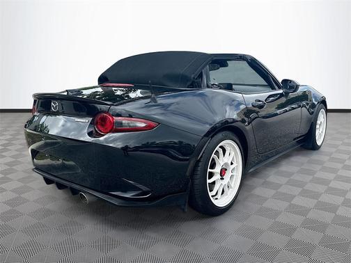 2022 Mazda MX-5 Miata Grand Touring