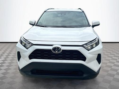Ice 2025 Toyota RAV4 XLE