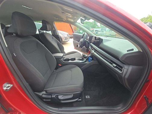 Currant Red 2026 Kia K4 LXS