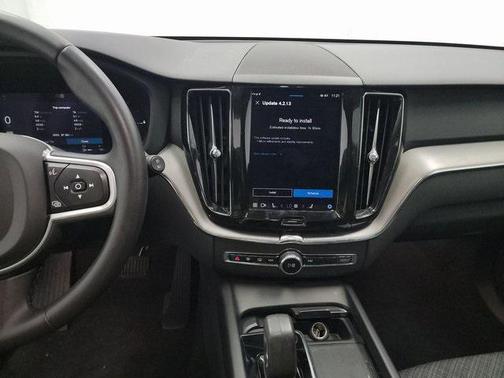 2022 Volvo XC60 Recharge Plug-In Hybrid T8 Inscription Expression