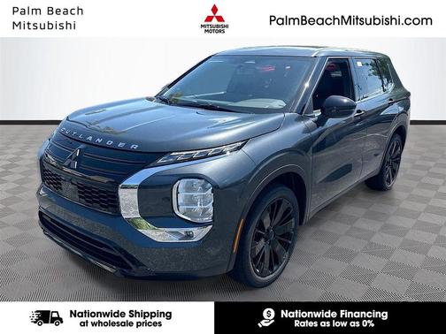 Graphite Gray 2026 Mitsubishi Outlander LE