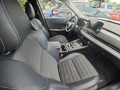 2023 Mitsubishi Outlander PHEV SE S-AWC