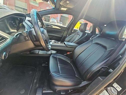 2020 Lincoln MKZ Standard