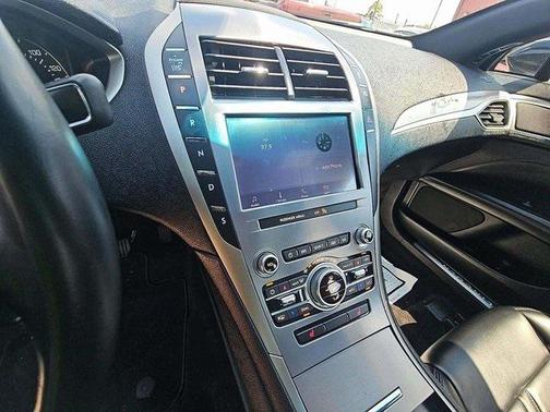 2020 Lincoln MKZ Standard