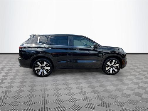 2025 Mitsubishi Outlander SE 2.5 2WD