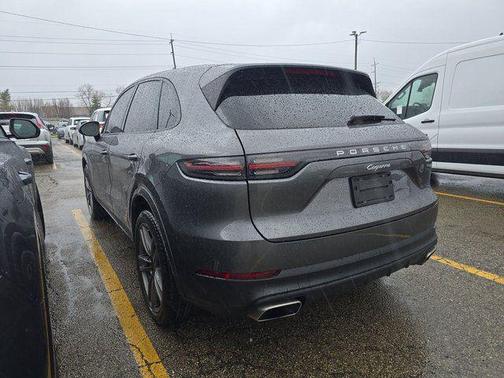 2022 Porsche Cayenne Cayenne