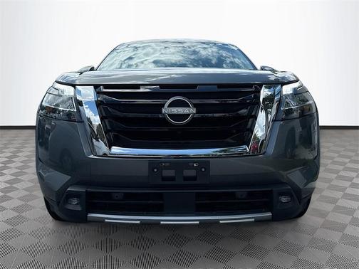 2022 Nissan Pathfinder Platinum 4WD