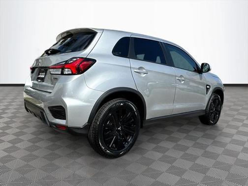 2025 Mitsubishi Outlander Sport 2.0 LE