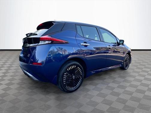 2023 Nissan Leaf SV PLUS 60 kWh