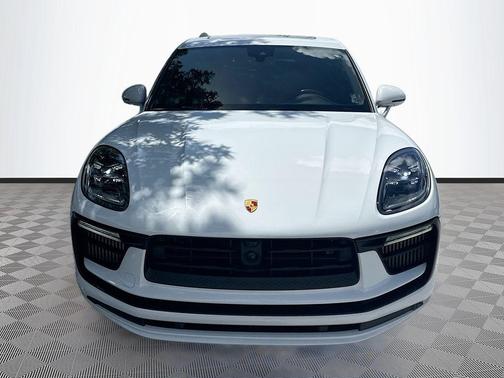 2023 Porsche Macan Macan