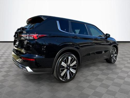 2025 Mitsubishi Outlander SE 2.5 2WD