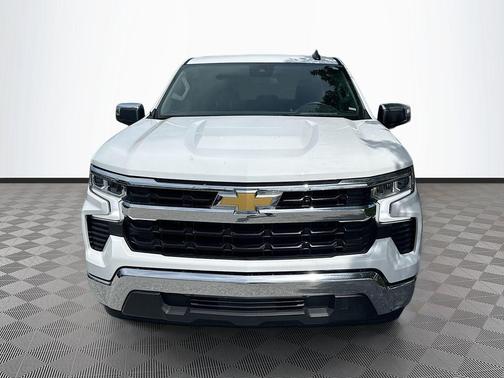 Summit White 2025 Chevrolet Silverado 1500 LT