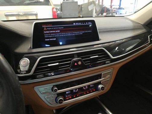 2020 BMW 740 740i