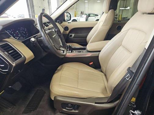 2020 Land Rover Range Rover Sport SE