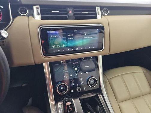 2020 Land Rover Range Rover Sport SE