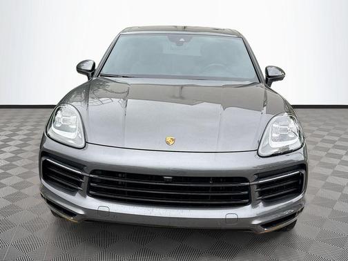 Quartzite Grey Metallic 2022 Porsche Cayenne Cayenne