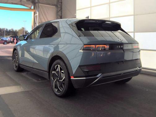 Lucid Blue 2024 Hyundai IONIQ 5 SEL