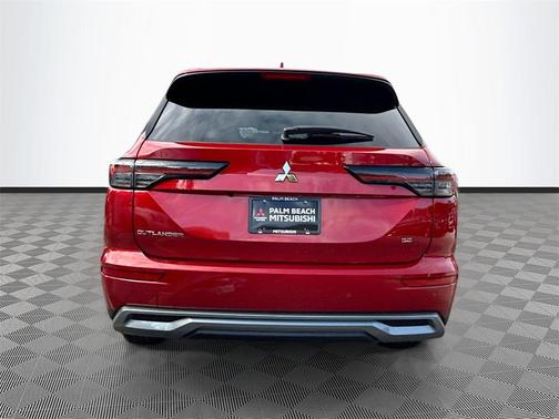 2025 Mitsubishi Outlander SE 2.5 2WD
