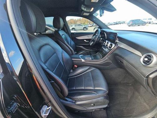 2021 Mercedes-Benz GLC 300 Base