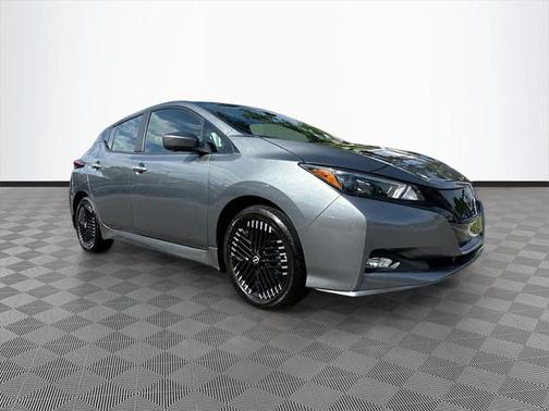 2023 Nissan Leaf SV PLUS 60 kWh