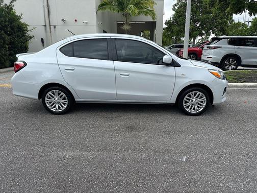 Diamond White 2024 Mitsubishi Mirage G4 LE