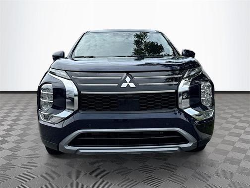 2025 Mitsubishi Outlander SE 2.5 2WD
