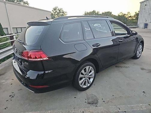 2019 Volkswagen Golf SportWagen TSI S