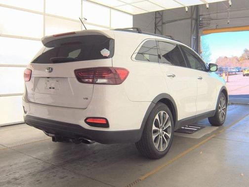 2019 Kia Sorento S