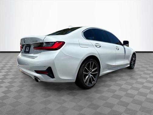 2019 BMW 330 330i