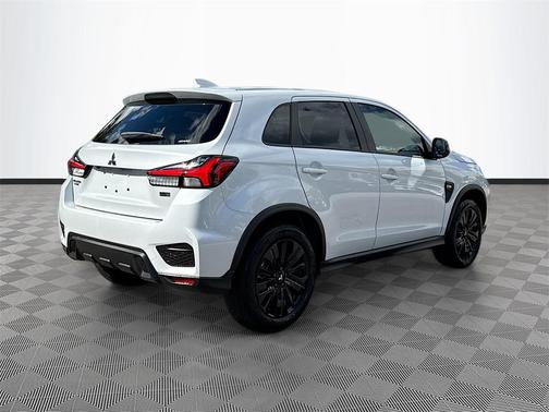 2025 Mitsubishi Outlander Sport 2.0 LE