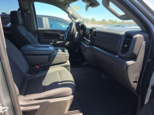 Sterling Gray Metallic 2023 Chevrolet Silverado 1500 LT