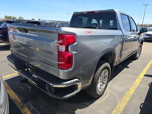 Sterling Gray Metallic 2023 Chevrolet Silverado 1500 LT