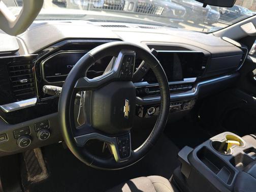 Sterling Gray Metallic 2023 Chevrolet Silverado 1500 LT