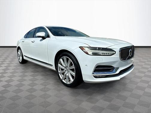 2017 Volvo S90 T6 Inscription