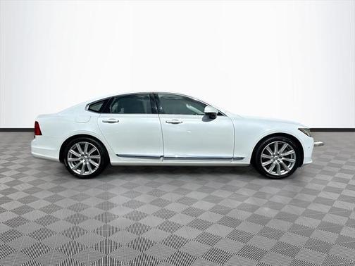 2017 Volvo S90 T6 Inscription