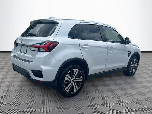 White Diamond 2026 Mitsubishi Outlander Sport 2.0 ES