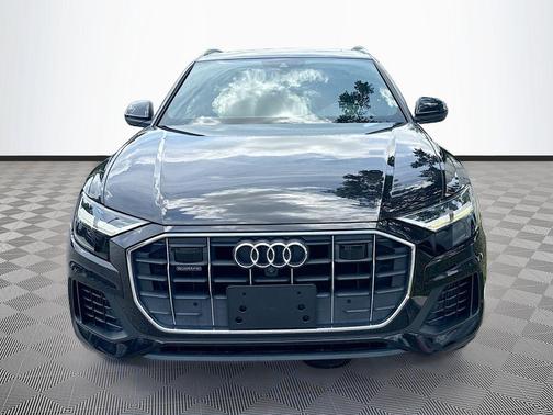 Orca Black Metallic 2020 Audi Q8 55 Premium Plus