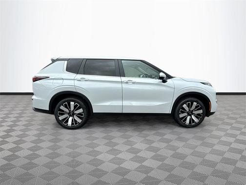 2025 Mitsubishi Outlander SE 2.5 2WD