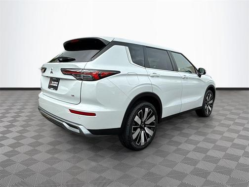 2025 Mitsubishi Outlander SE 2.5 2WD