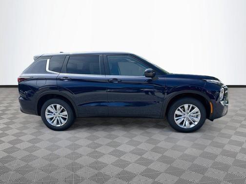Cosmic Blue Metallic 2026 Mitsubishi Outlander ES